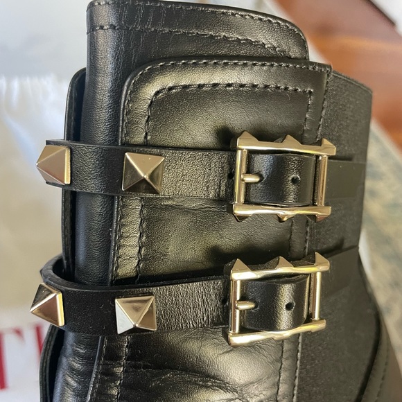 Valentino Rockstud Bootie worn 3X - Picture 7 of 9